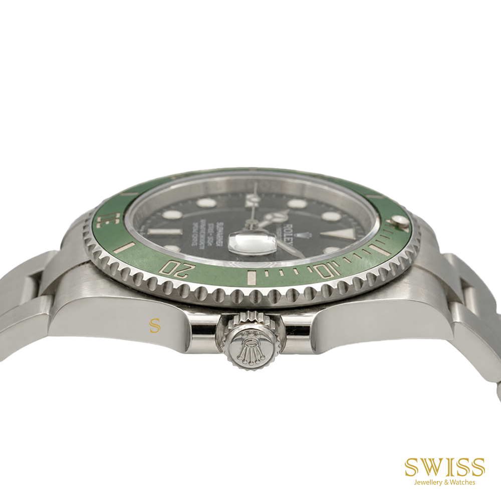 Rolex Submariner Date 41mm Oystersteel Green Cerachrom Bezel